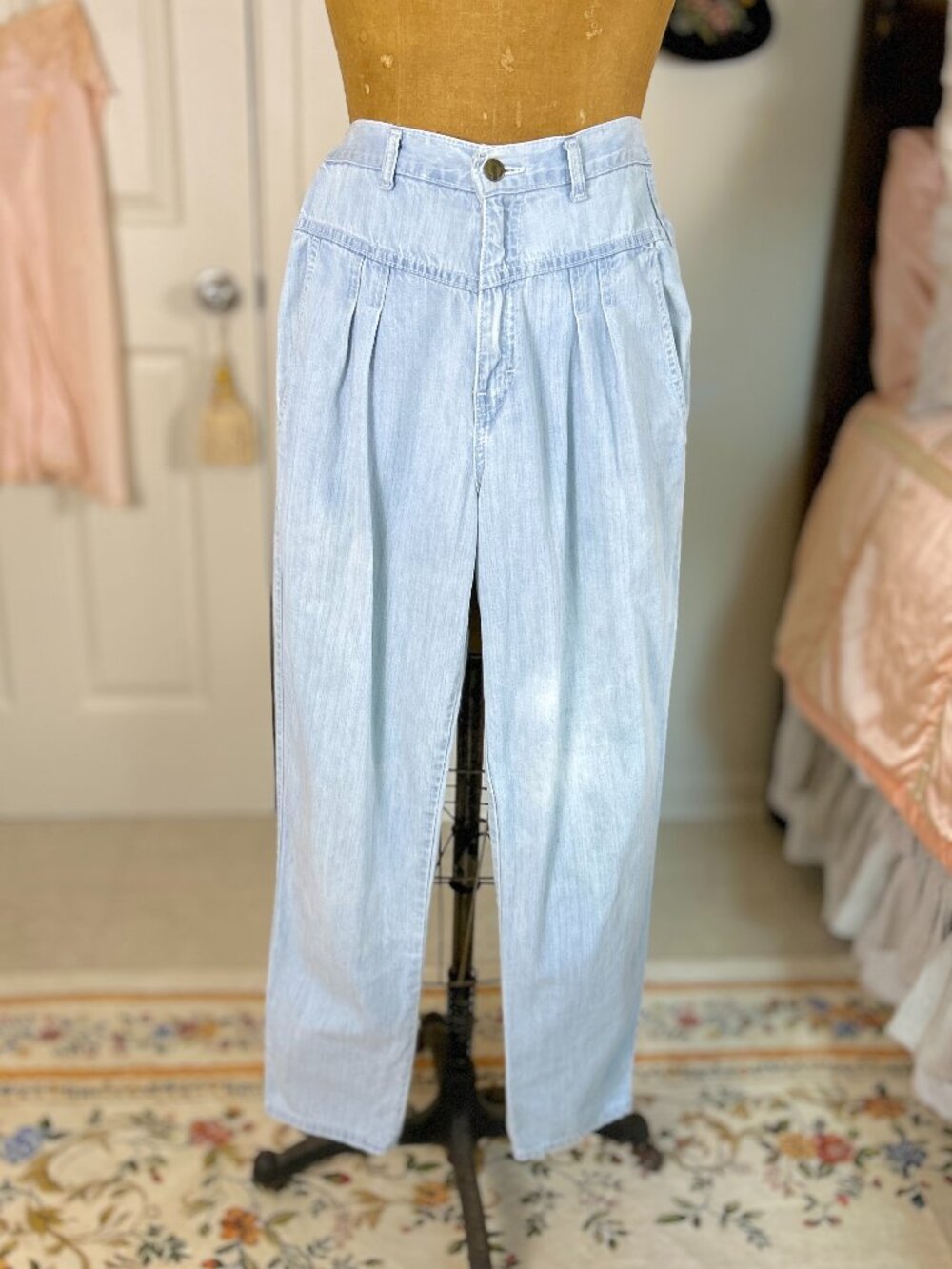 Vintage 80s Palmetto's Pleated Mom Jeans, Light Wash Denim High Waisted Tapered